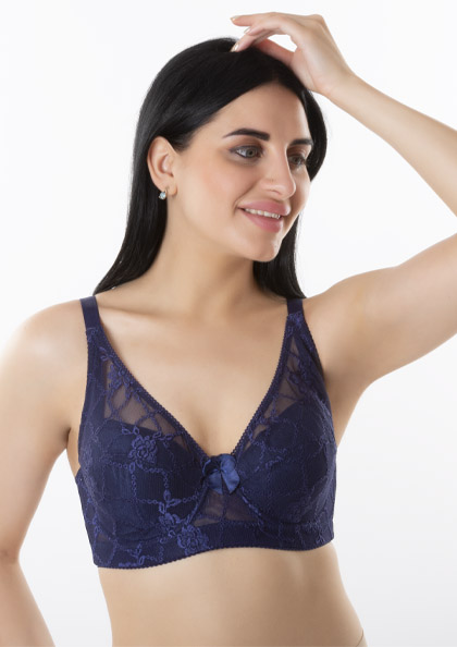 girl wearing  Simply Natural Camellia Classics Wired Padded Delicate Lace Comfort Minimizer Bra | Lovebird