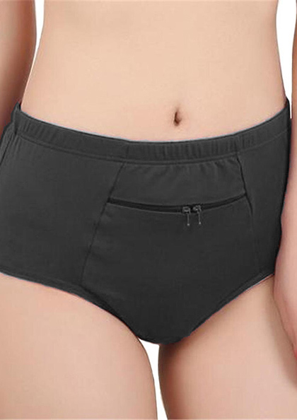 girl wearing Pocket Panty / Zipper Panty | Lovebird