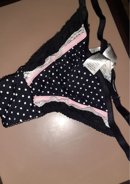 TH.STRING SEXY DOTTED THONG bra 5 star review image