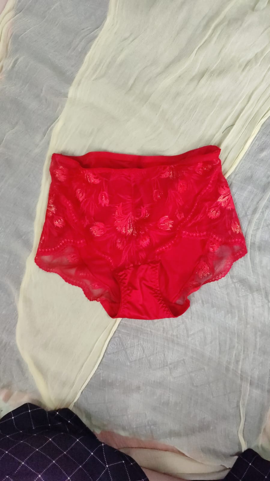 P1727 WOLLY PANTY bra 5 star review image