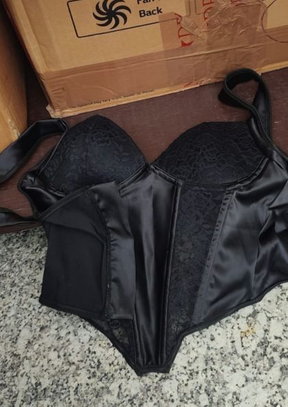 79852 BLACK UPPER CORSET bra 5 star review image