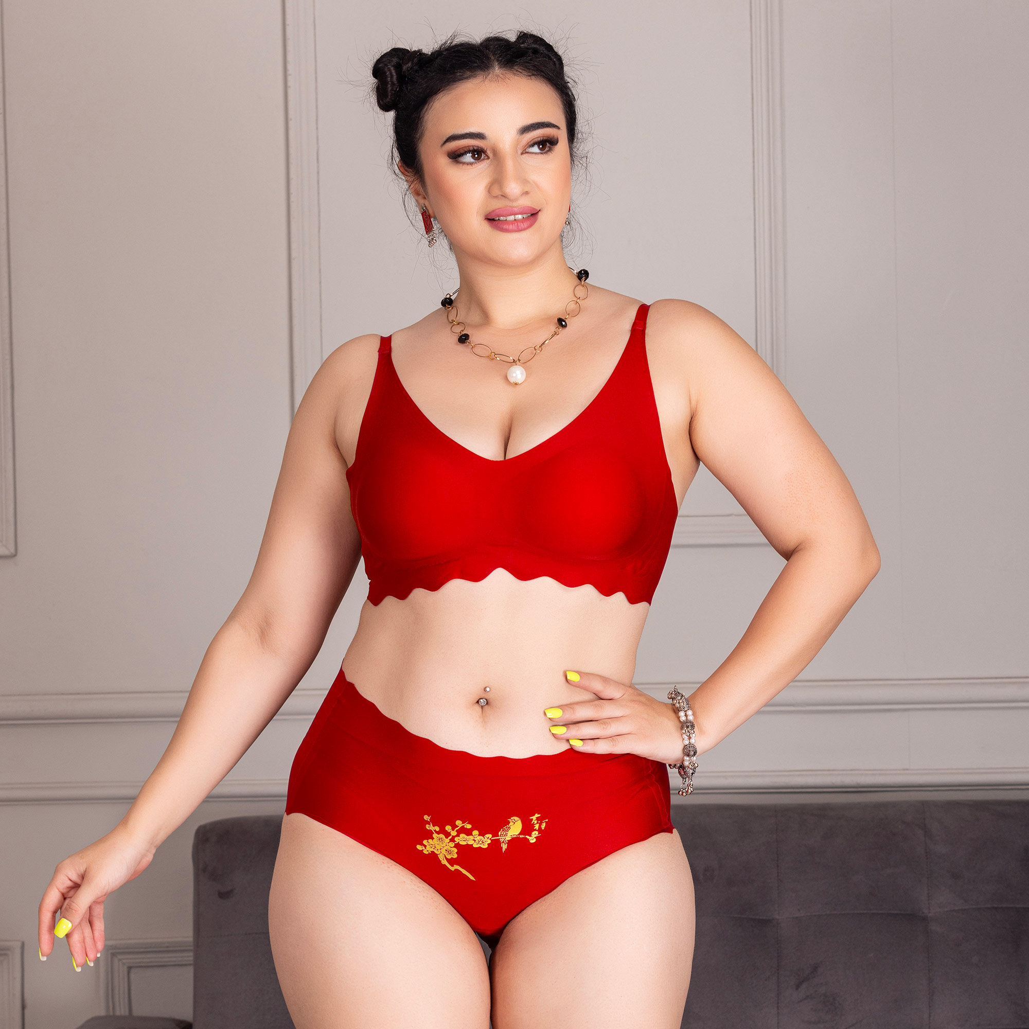 Wholesale Sexy Seamless Underwear with Shapewear Incorporated Push Up