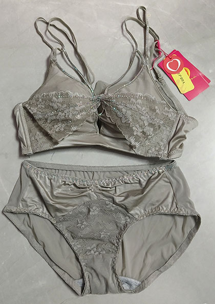 Buy Online Diamond5 Rhinestone Saroski Bra Panty Set | Lovebird