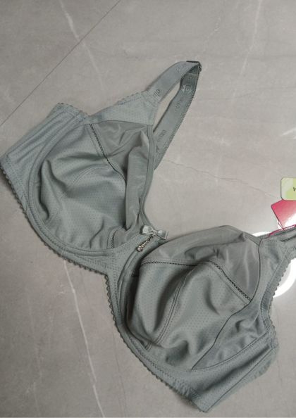 MIRACLE-13 WIRED MINIMIZER bra 5 star review image