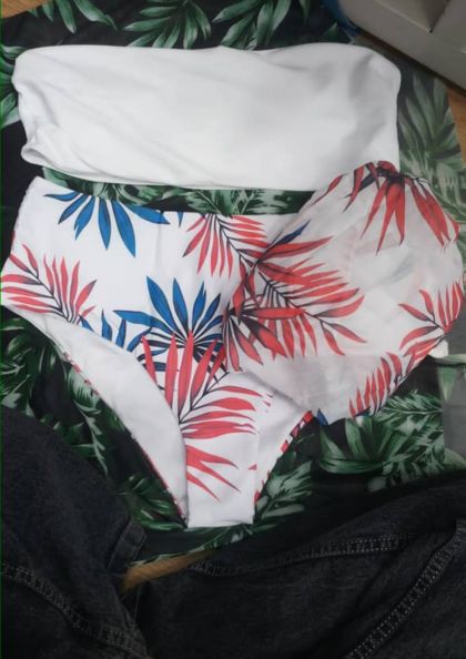 XSW9922 SWIMWEAR bra 5 star review image